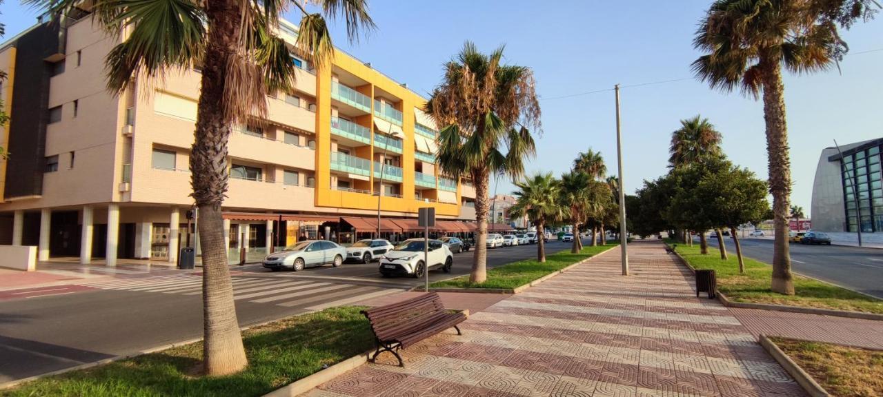Salinas Mar Y Playa Apartment Roquetas de Mar Ngoại thất bức ảnh
